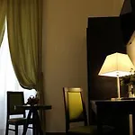 Suitinn19