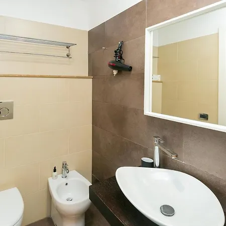 Suitinn19 4* ローマ