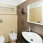 Bed & Breakfast Suitinn19